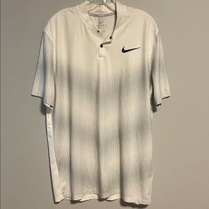 Nike Golf Gray and White Polo Shirt Size Large